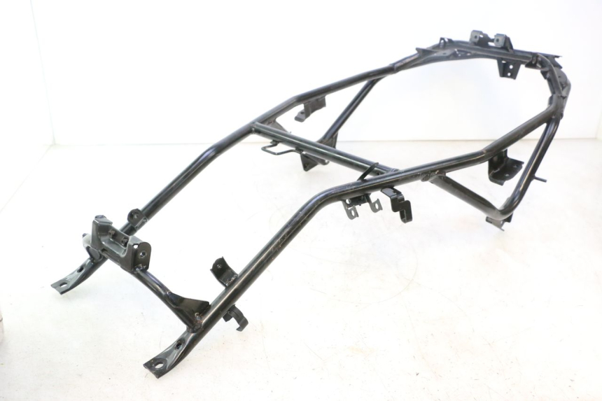 photo de HECKRAHMEN SUZUKI BURGMAN EXECUTIVE ABS 650 (2006 - 2012) - Hauptansicht