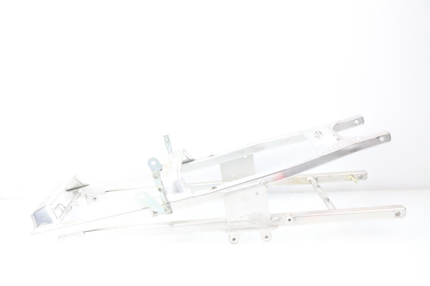 photo de HECKRAHMEN HONDA CBR 919 RR FIREBLADE 900 (1998 - 1999) - Hauptansicht