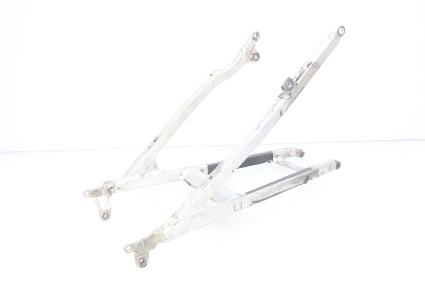 photo de HECKRAHMEN-SCHLEIFE HONDA CRF CR-F 450 (2005 - 2008) - Detailansicht des Bauteils