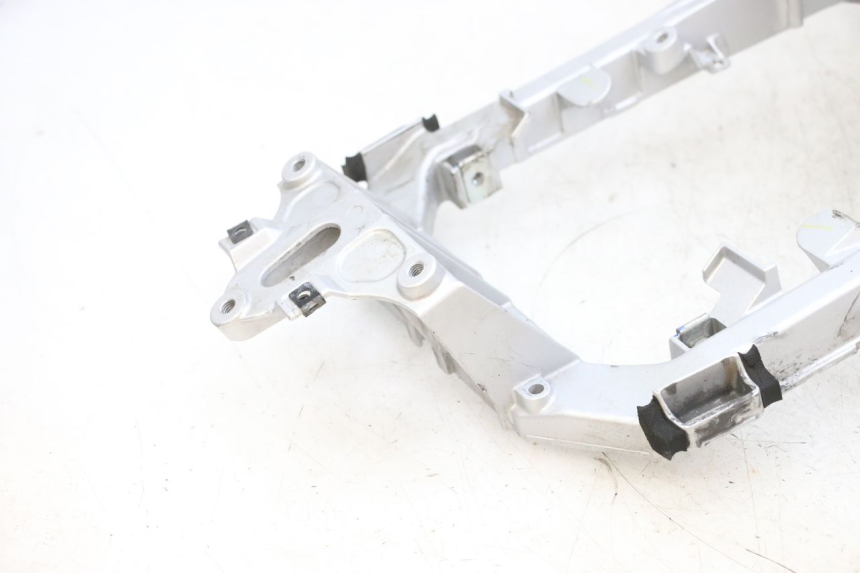 photo de HECKRAHMEN-SCHLEIFE YAMAHA FJR ABS 1300 (2006 - 2012) - Geprüftes Gebrauchtteil