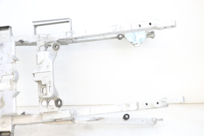 photo de HECKRAHMEN-SCHLEIFE YAMAHA FJR ABS 1300 (2006 - 2012) - Geprüftes Gebrauchtteil