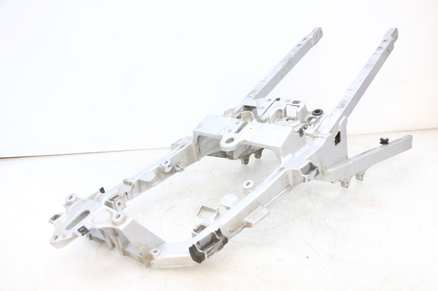 photo de HECKRAHMEN-SCHLEIFE YAMAHA FJR ABS 1300 (2006 - 2012) - Detailansicht des Bauteils