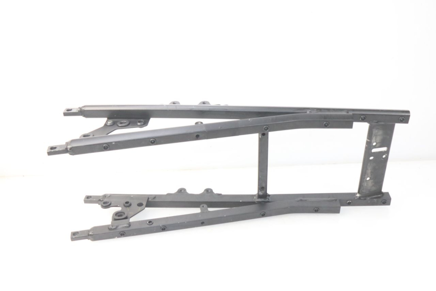 photo de HECKRAHMEN YAMAHA FZ8 800 (2010 - 2016) - Zoom auf Gebrauchszustand