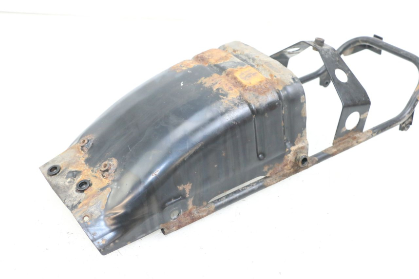 photo de HECKRAHMEN SUZUKI GZ MARAUDER 125 (1998 - 2004) - Zoom auf Gebrauchszustand