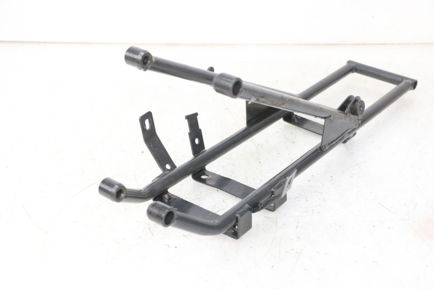 photo de HECKRAHMEN-SCHLEIFE APOLLO RFZ 125 - Detailansicht des Bauteils