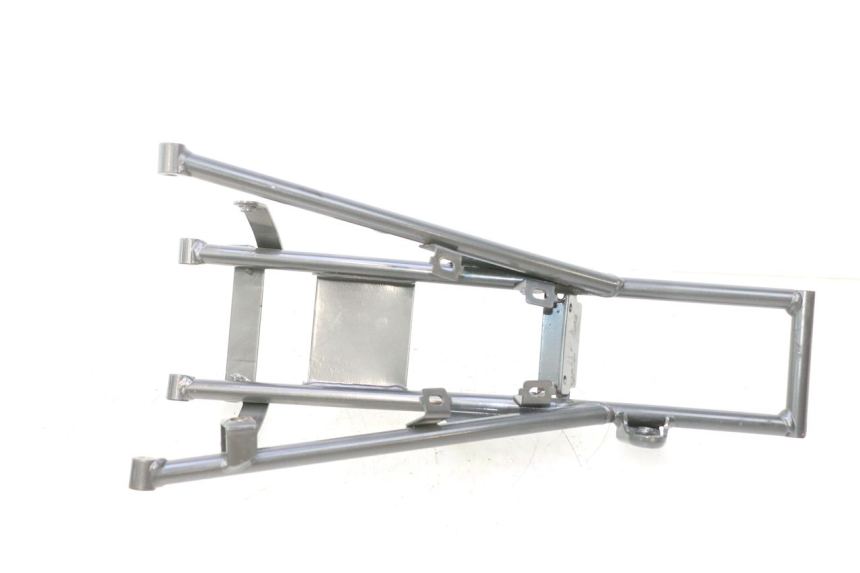 photo de HECKRAHMEN-SCHLEIFE APOLLO RFZ 150 - Detailansicht des Bauteils