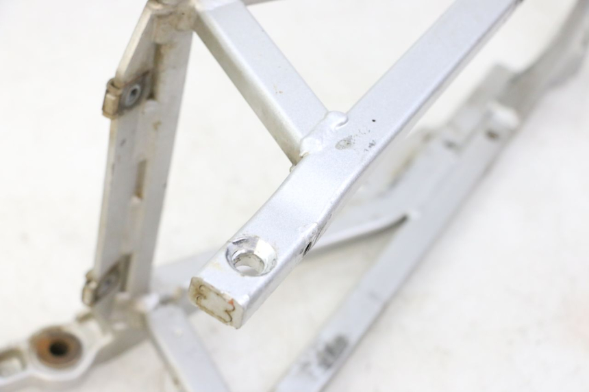 photo de HECKRAHMEN KTM SUPERENDURO R 950 (2005 - 2009) - Zoom auf Gebrauchszustand