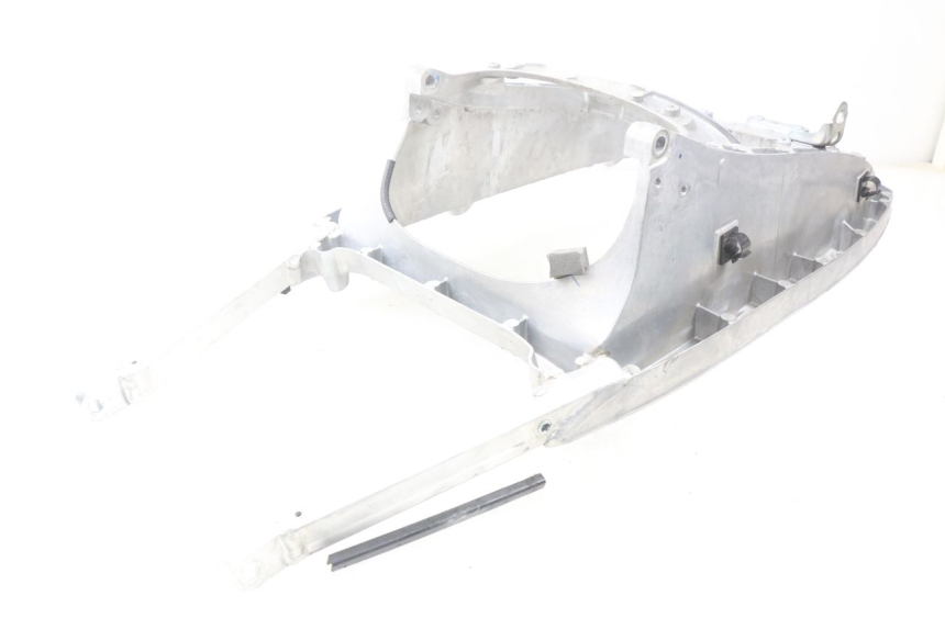 photo de HECKRAHMEN YAMAHA XP T-MAX TMAX 500 (2008 - 2012) - Detailansicht des Bauteils