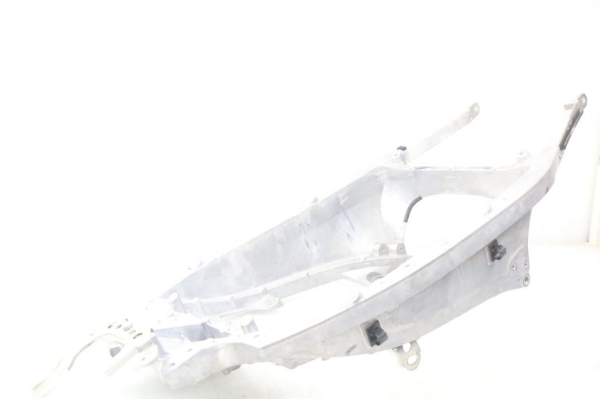 photo de HECKRAHMEN YAMAHA XP T-MAX TMAX 500 (2008 - 2012) - Zoom auf Gebrauchszustand