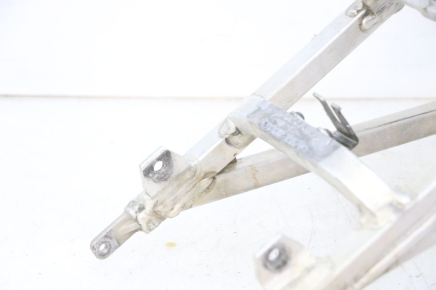 photo de HECKRAHMEN YAMAHA YZ-F YZF 250 (2014 - 2018) - Kennzeichnungen und Originalreferenzen