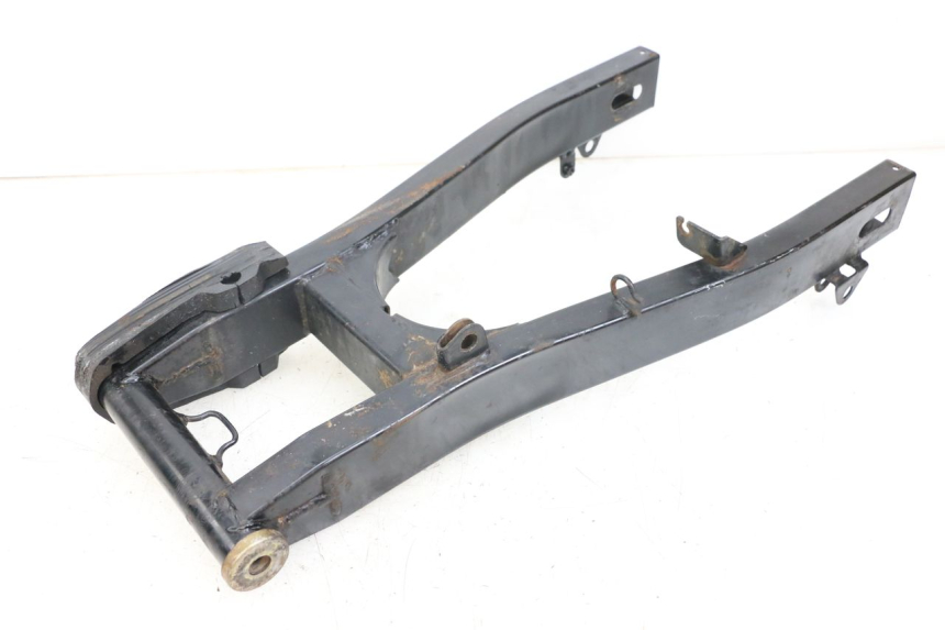 photo de Schwinge HYOSUNG GV AQUILA 125 (2000 - 2009) - Details der Befestigungspunkte