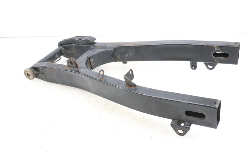 photo de Schwinge HYOSUNG GV AQUILA 125 (2000 - 2009) - Geprüftes Gebrauchtteil