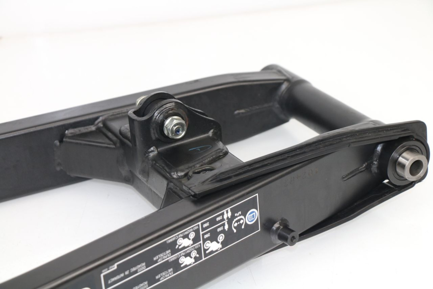 photo de SCHWINGE HONDA CB F CBF ABS 500 (2013 - 2015) - Zoom auf Gebrauchszustand