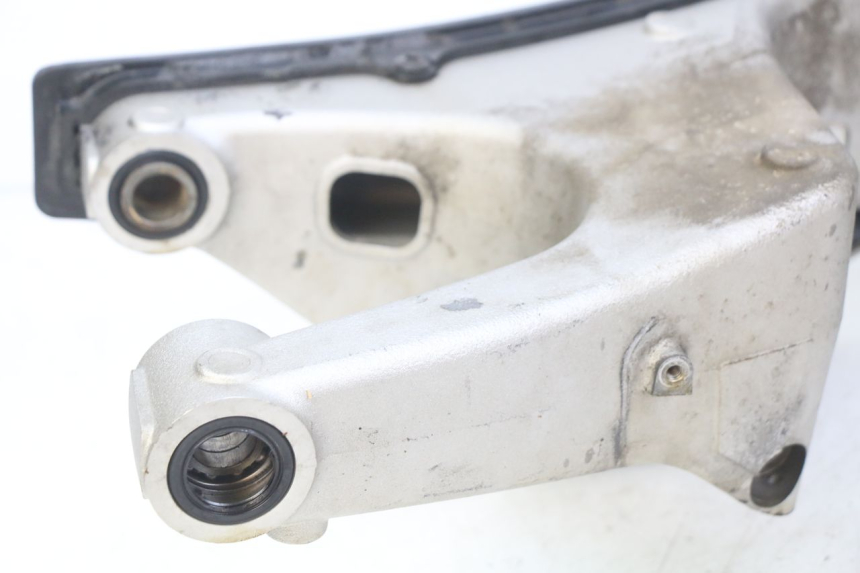 photo de SCHWINGE HONDA CB R 1000 (2018 - 2023) - Geprüftes Gebrauchtteil