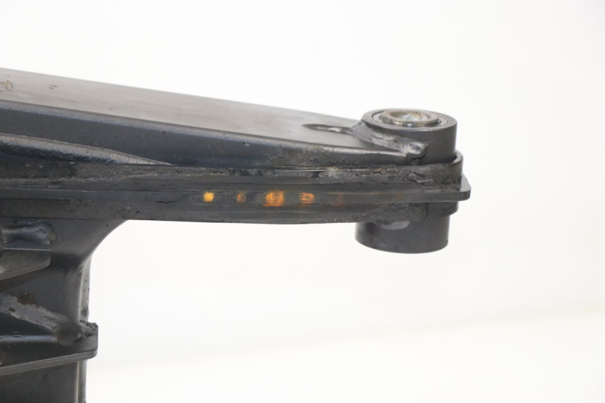 photo de SCHWINGE HONDA CBF 500 (2004 - 2007) - Technische Nahaufnahme