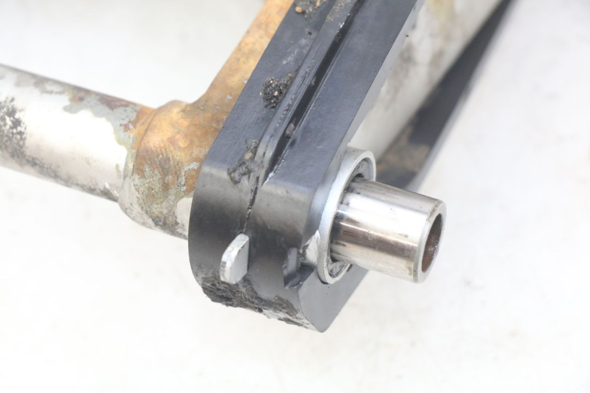 photo de SCHWINGE HONDA CBR F SC25 1000 (1989 - 1992) - Detailansicht des Bauteils