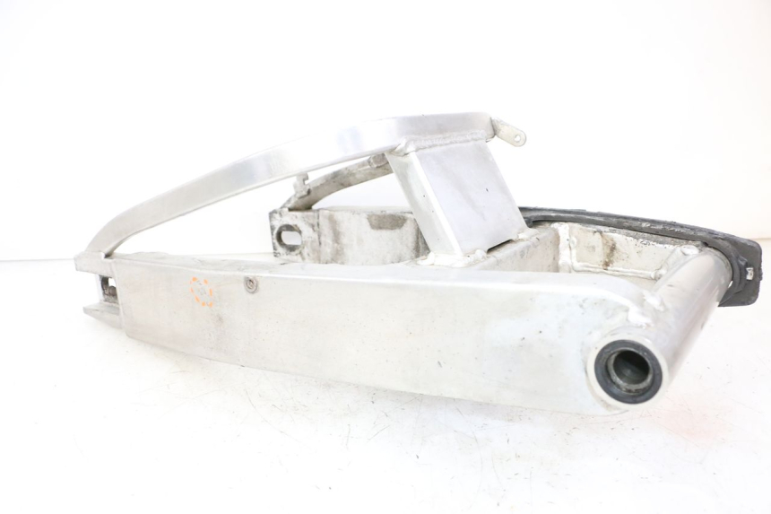 photo de SCHWINGE HONDA CBR RR FIREBLADE 900 (1992 - 1994) - Geprüftes Gebrauchtteil