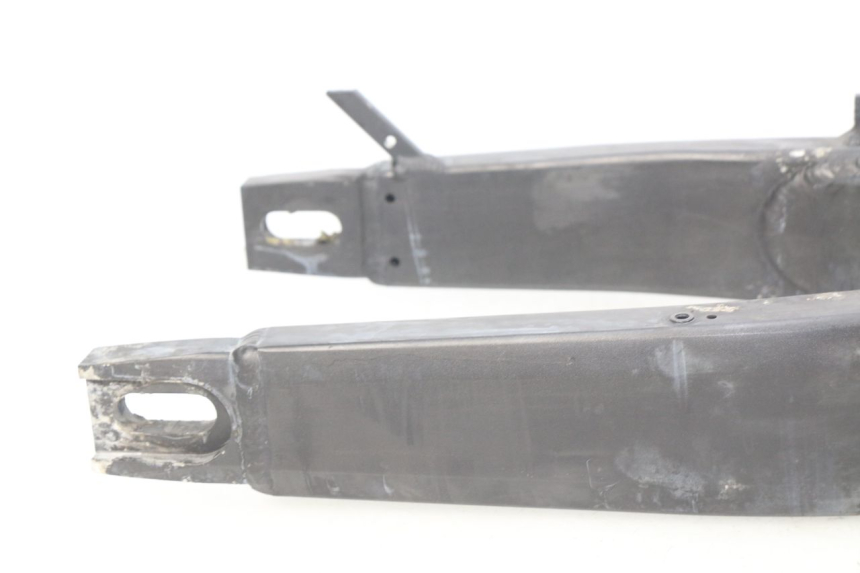 photo de SCHWINGE HONDA CBRF CBR-F PC41 600 (2011 - 2013) - Kennzeichnungen und Originalreferenzen