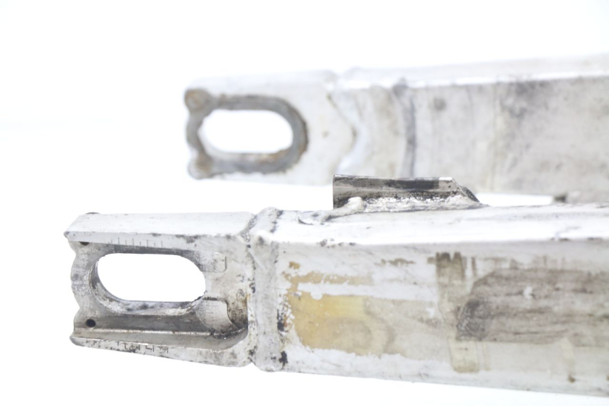 photo de SCHWINGE HONDA CR 125 (2000 - 2001) - Weitere Ansicht des Artikels