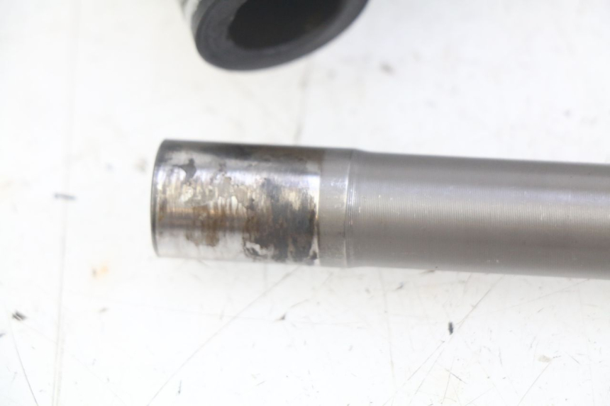 photo de SCHWINGE HONDA CRF CR-F 100 (2004 - 2013) - Details der Befestigungspunkte