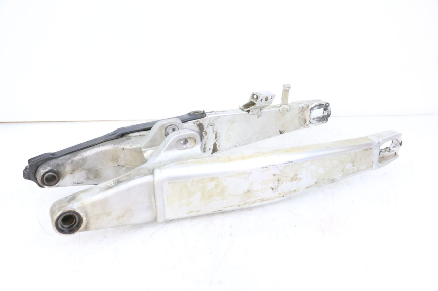 photo de SCHWINGE HONDA CRF R 250 (2020 - 2021) - Charakteristische Merkmale