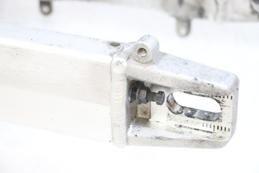 photo de SCHWINGE SUZUKI DL V STROM 1000 (2002 - 2007) - Weitere Ansicht des Artikels