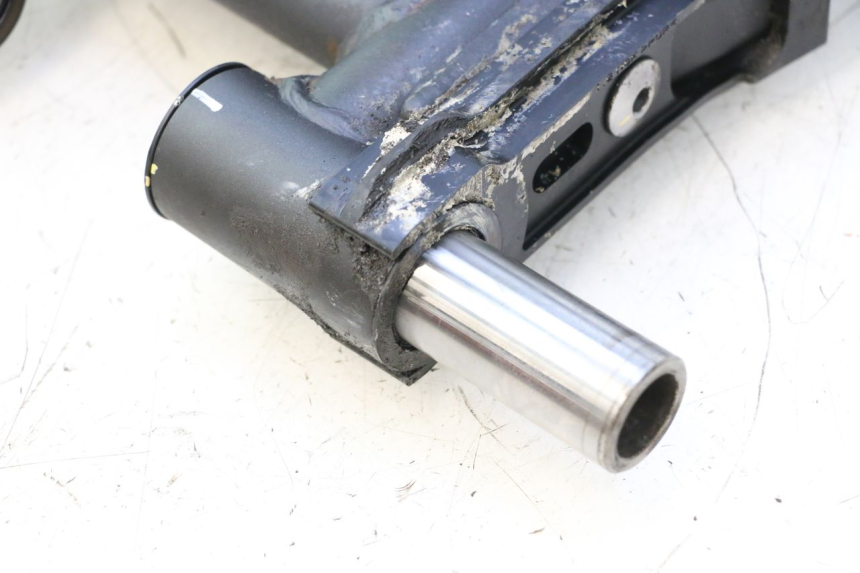 photo de SCHWINGARM KAWASAKI ER-6 ER6 F ABS 650 (2012 - 2016) - Technische Nahaufnahme