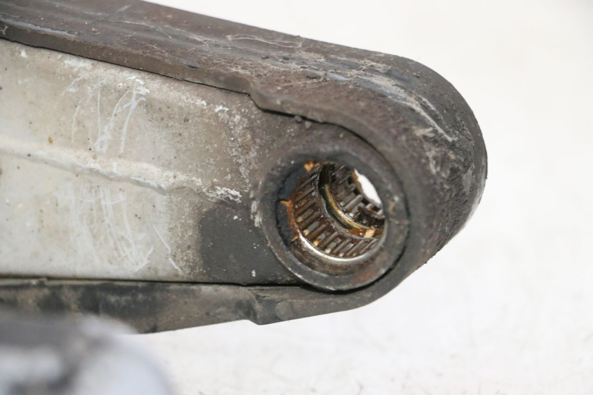 photo de SCHWINGE APRILIA ETX 125 (1998 - 2002) - Detailansicht des Bauteils