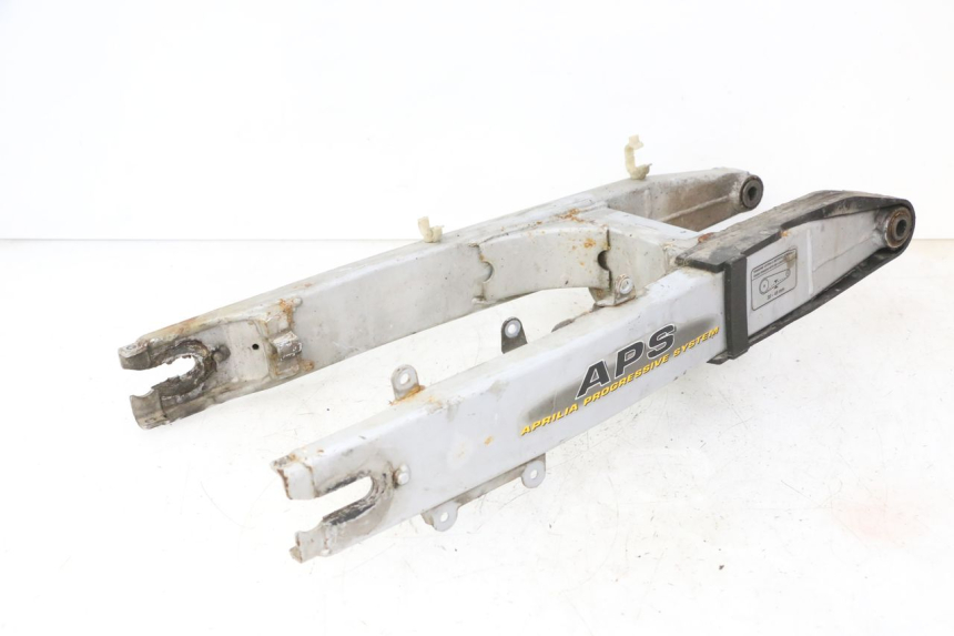 photo de SCHWINGE APRILIA ETX 125 (1998 - 2002) - Alternativer Blickwinkel