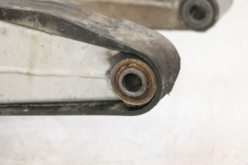 photo de SCHWINGE APRILIA ETX 125 (1998 - 2002) - Profilansicht des Ersatzteils