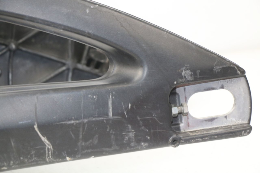 photo de SCHWINGE YAMAHA FZ8 800 (2010 - 2016) - Kennzeichnungen und Originalreferenzen