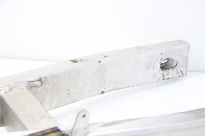 photo de SCHWINGE YAMAHA FZS FAZER 600 (2001 - 2003) - Alternative Perspektive