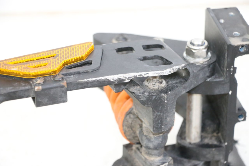 photo de SCHWINGE KUKIRIN G2 MASTER 1 - Oberflächenzustand und Material