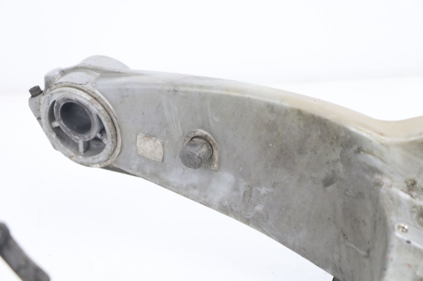 photo de SCHWINGE GILERA GP 800 (2007 - 2013) - Zoom auf Gebrauchszustand