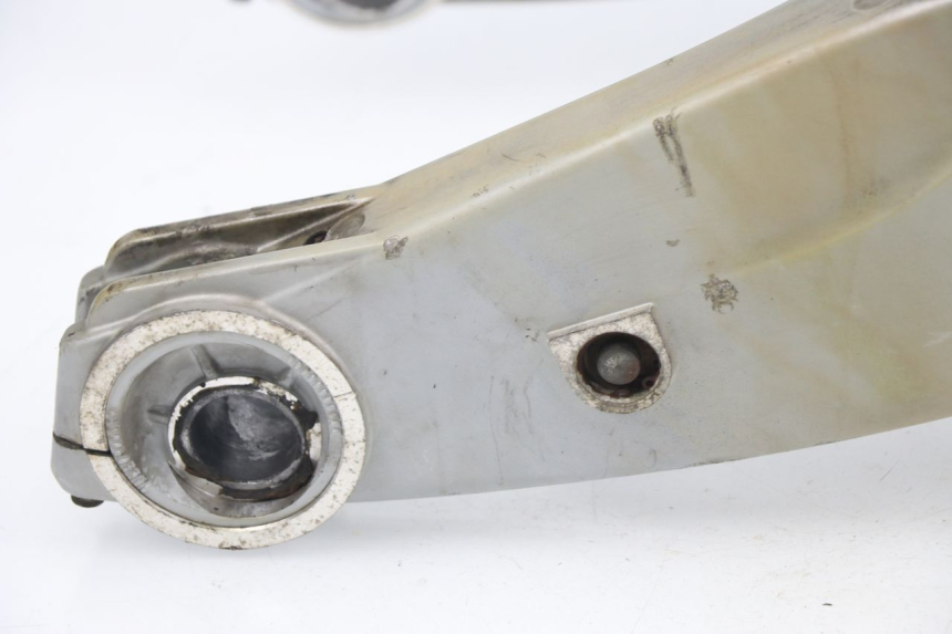 photo de SCHWINGE GILERA GP 800 (2007 - 2013) - Details der Befestigungspunkte