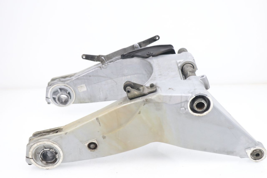 photo de SCHWINGE GILERA GP 800 (2007 - 2013) - Oberflächenzustand und Material