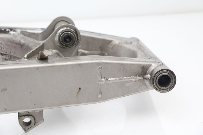 photo de SCHWINGE SUZUKI GSF N BANDIT 600 (2000 - 2004) - Alternative Perspektive