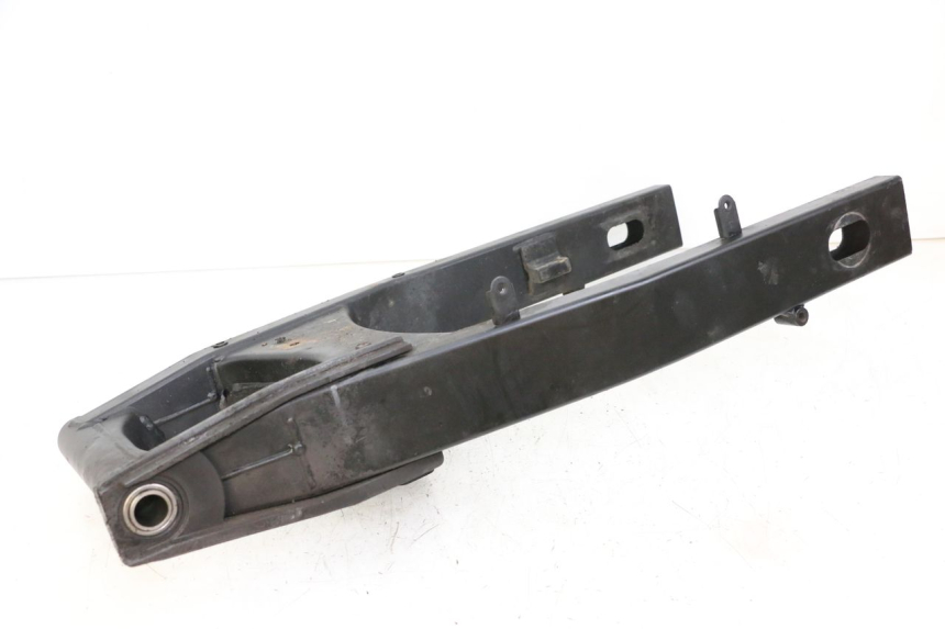 photo de SCHWINGE SUZUKI GSR 750 (2011 - 2017) - Geprüftes Gebrauchtteil