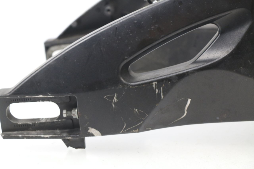 photo de SCHWINGE SUZUKI GSX-R GSXR 600 (2008 - 2010) - Details der Befestigungspunkte