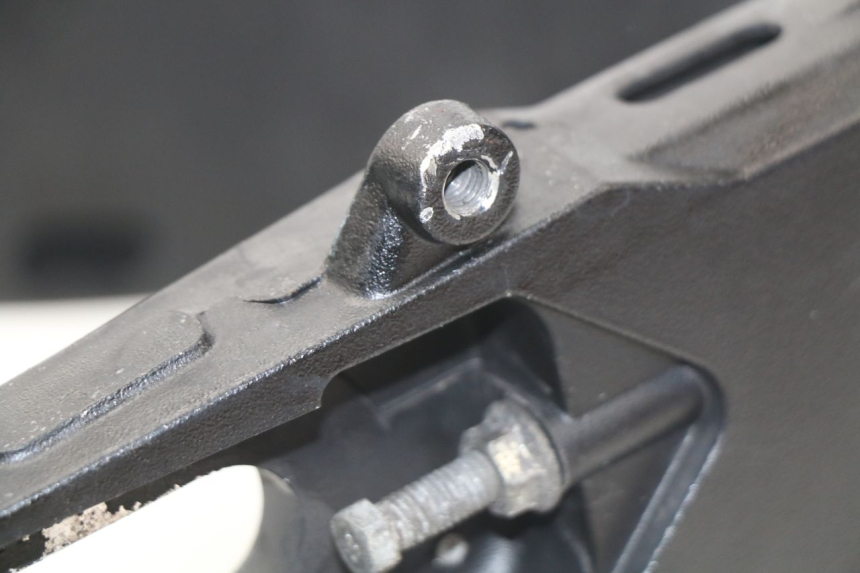 photo de SCHWINGE SUZUKI GSX-R GSXR 750 (2011 - 2016) - Zoom auf Gebrauchszustand