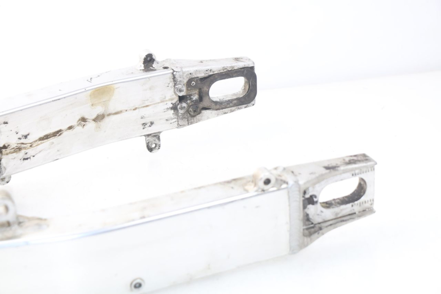 photo de SCHWINGE SUZUKI GSX-R GSXR 600 (2001 - 2003) - Technische Nahaufnahme