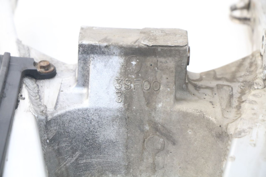 photo de SCHWINGE SUZUKI GSX-R GSXR 600 (2001 - 2003) - Geprüftes Gebrauchtteil