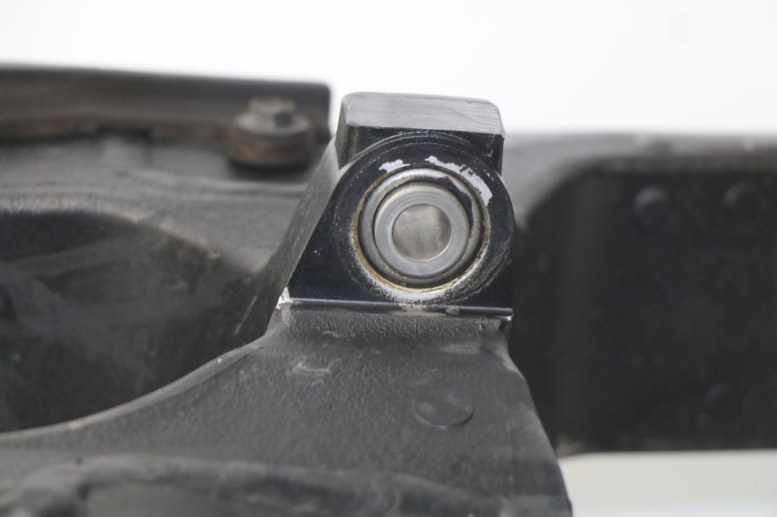 photo de SCHWINGE SUZUKI GSX-R GSXR K16 1000 (2012 - 2016) - Details der Befestigungspunkte