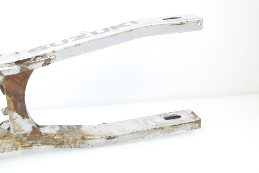 photo de SCHWINGE SUZUKI GSXF GSX F 600 (1988 - 1997) - Detailansicht des Bauteils