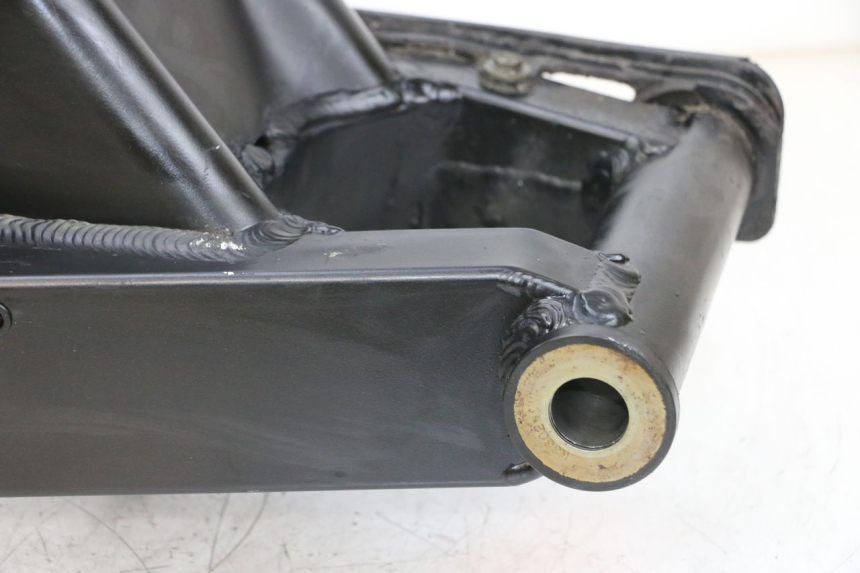 photo de SCHWINGE SUZUKI GSXR GSX-R 1000 (2003 - 2004) - Detaillierte Sichtprüfung