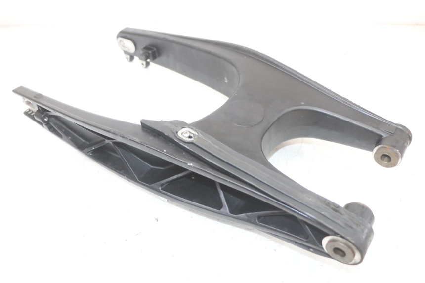 photo de SCHWINGE MASAI SCRAMBLER SPORT 125 (2021 - 2025) - Oberflächenzustand und Material