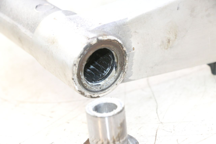 photo de SCHWINGE RIEJU MRT PRO SUPERMOTARD 50 (2007 - 2018) - Detaillierte Sichtprüfung