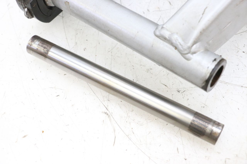 photo de SCHWINGE HONDA NSR R 125 (1994 - 2003) - Detailansicht des Bauteils