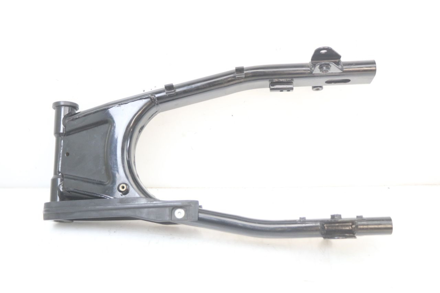 photo de SCHWINGE ROYAL ENFIELD CONTINENTAL GT 650 (2019 - 2024) - Details der Befestigungspunkte