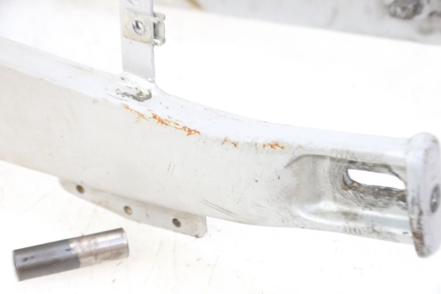 photo de SCHWINGE DERBI SENDA SM DRD 50 (2008 - 2013) - Oberflächenzustand und Material